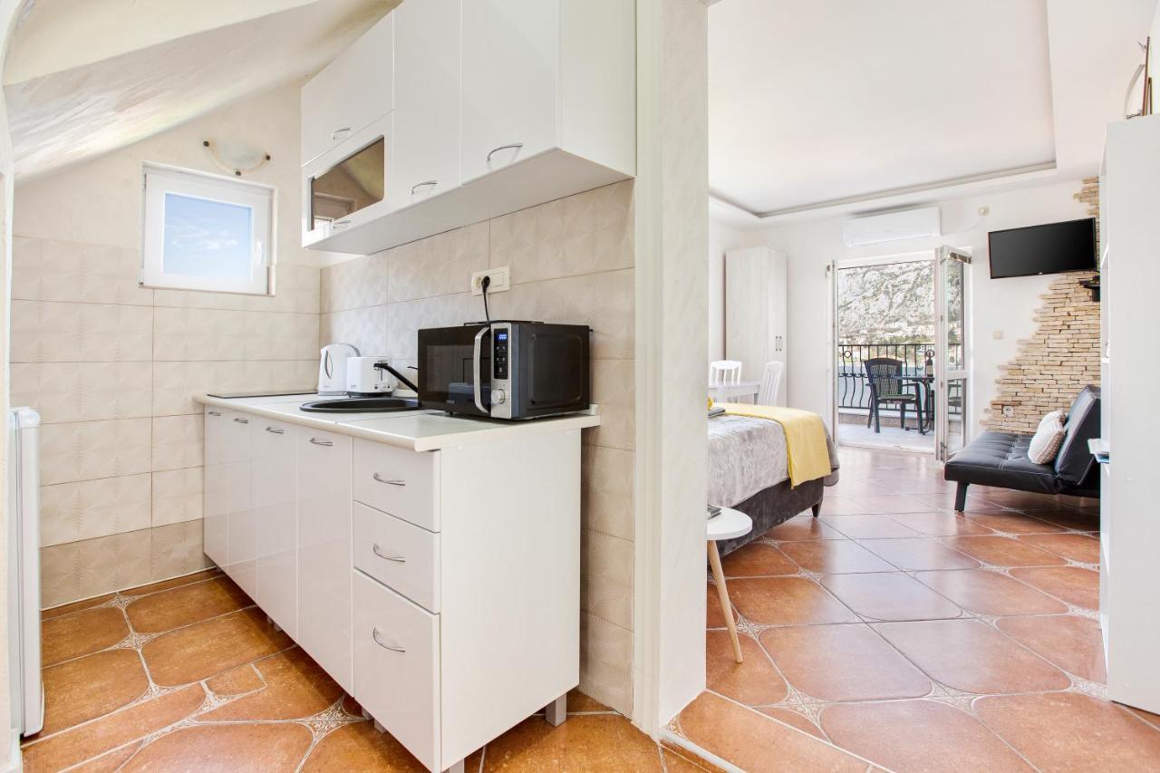 Apartments Vukovic โกตอร์ ภายนอก รูปภาพ