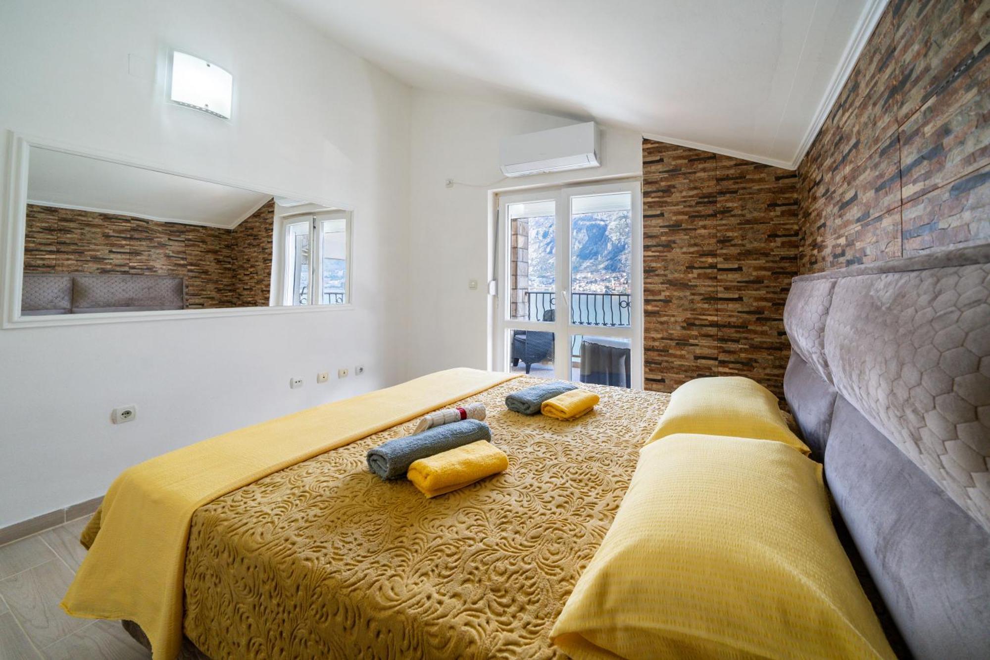 Apartments Vukovic โกตอร์ ภายนอก รูปภาพ